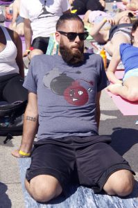 dude in fixed firm yoga on the river 2016
